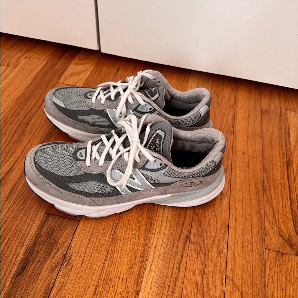 New Balance 990v6 grey